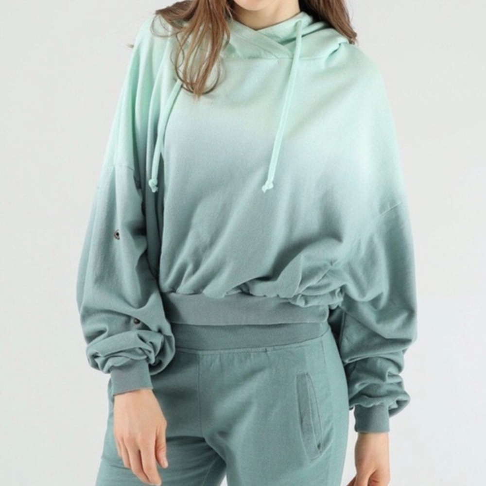 Young Fabulous & Broke Teal Ombré M/L Sweatshirt - Picture 2 of 11